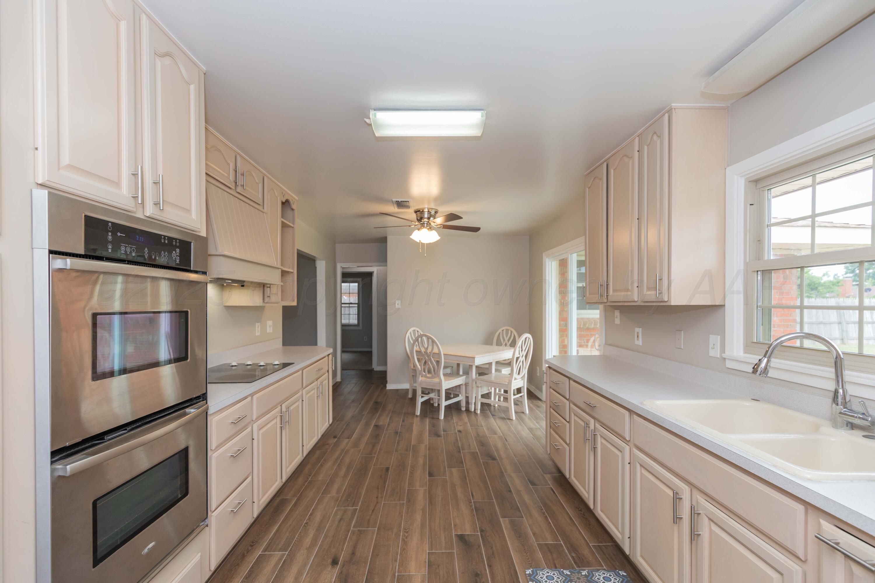 5519 Alvarado Road Amarillo, TX 79106 - Photo 11 of 38 KITCHEN VIEW 4