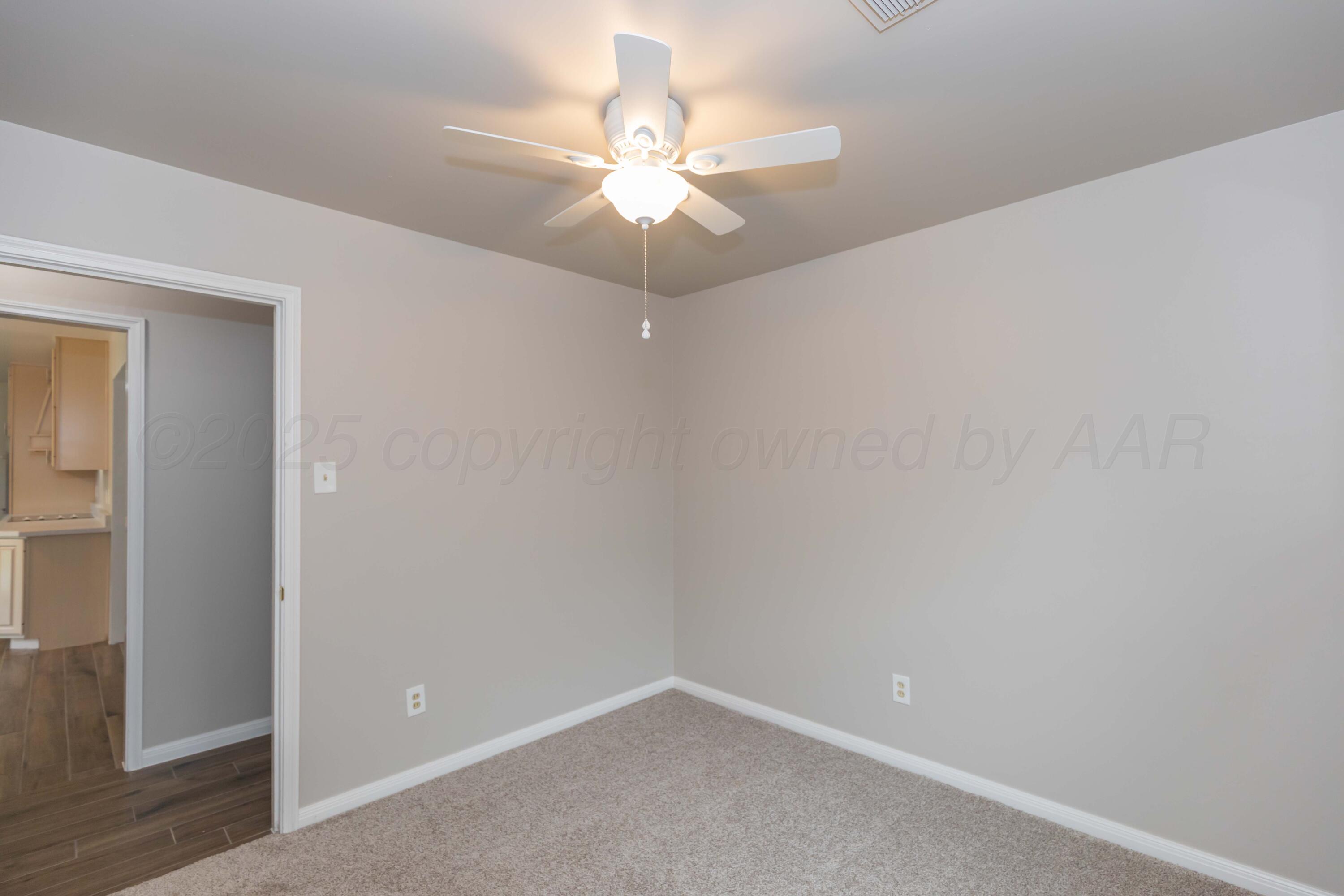 5519 Alvarado Road Amarillo, TX 79106 - Photo 29 of 38 BEDROOM 3 VIEW 2