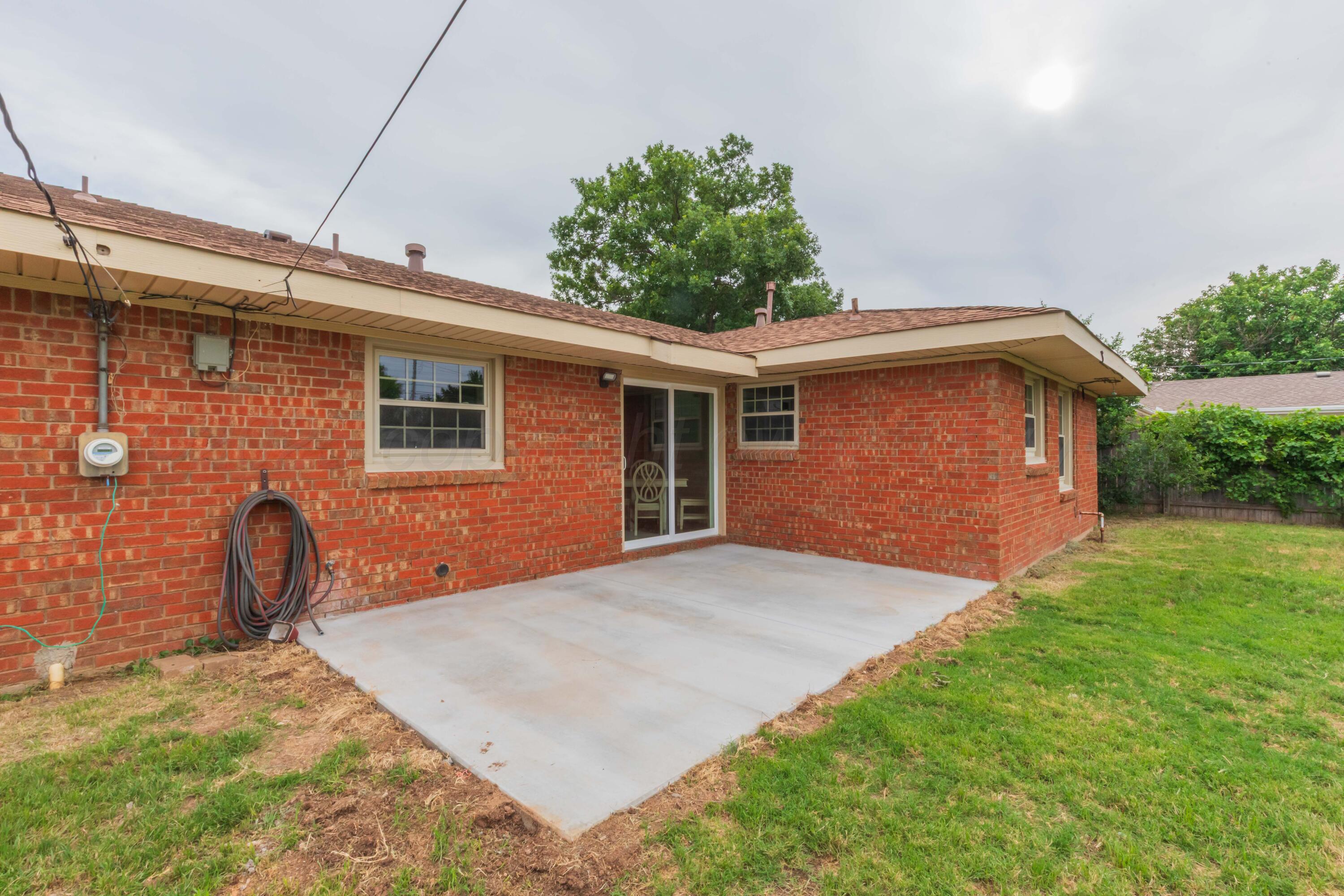 5519 Alvarado Road Amarillo, TX 79106 - Photo 32 of 38 PATIO