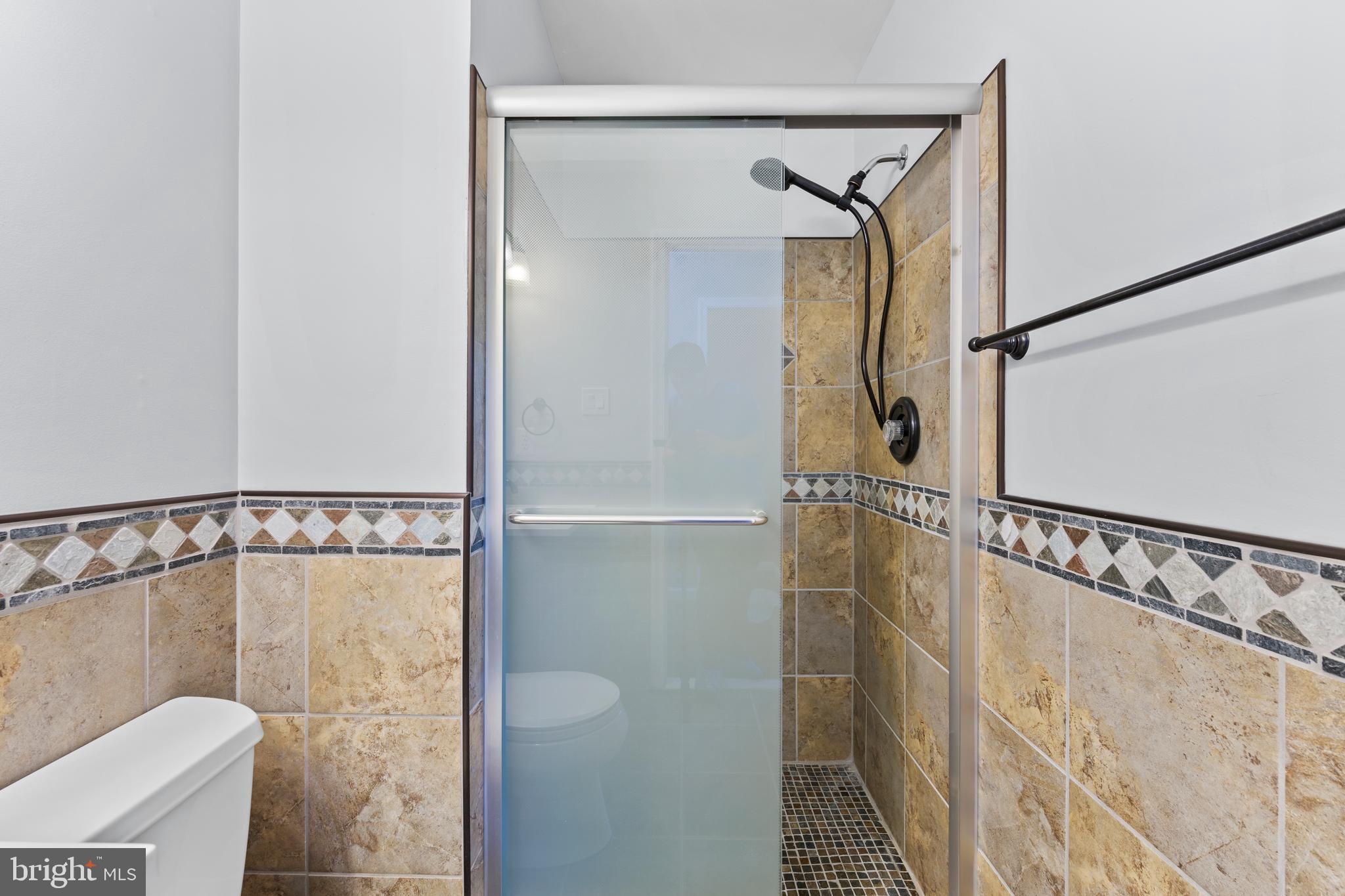 11019 Ring Road Reston, VA 20190 - Photo 44 of 78 Ensuite Bath- Bath 2