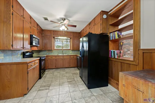 $585,000 | 1433 Lakewood Drive, Zachary, LA 70791