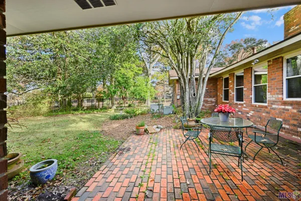 $585,000 | 1433 Lakewood Drive, Zachary, LA 70791