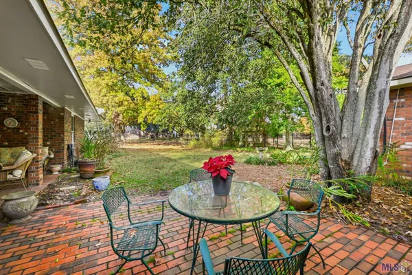 $585,000 | 1433 Lakewood Drive, Zachary, LA 70791