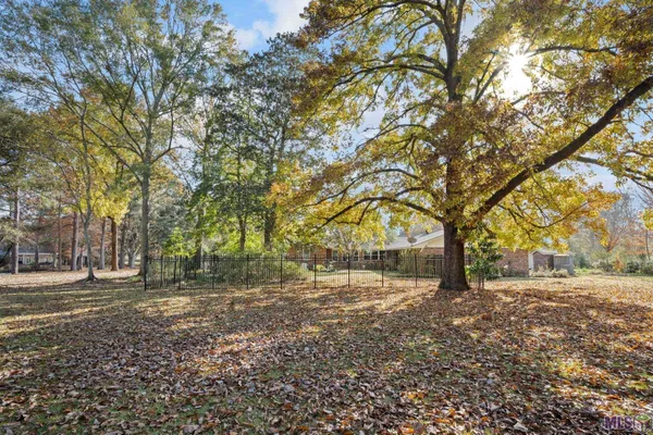 $585,000 | 1433 Lakewood Drive, Zachary, LA 70791