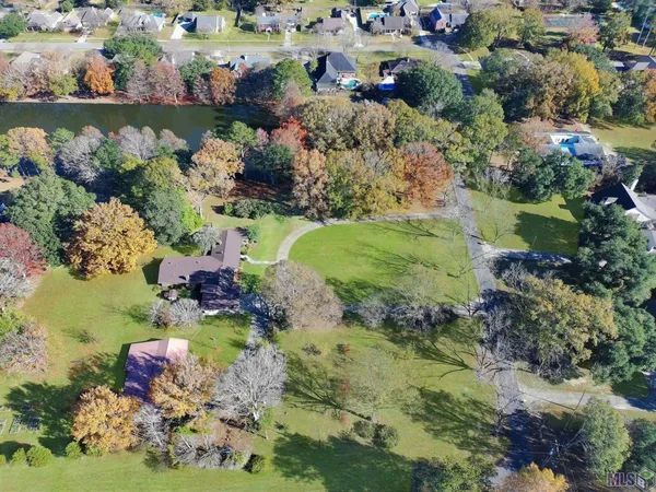 $585,000 | 1433 Lakewood Drive, Zachary, LA 70791