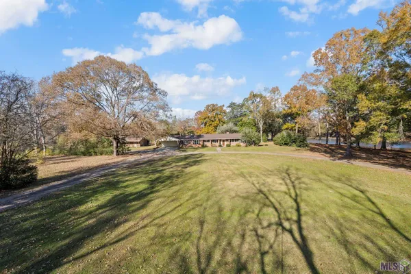 $585,000 | 1433 Lakewood Drive, Zachary, LA 70791