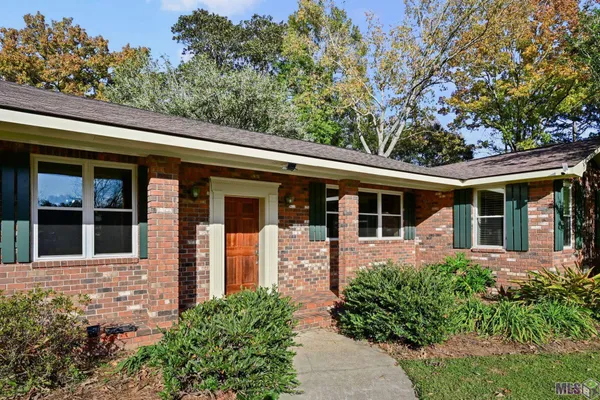 $585,000 | 1433 Lakewood Drive, Zachary, LA 70791