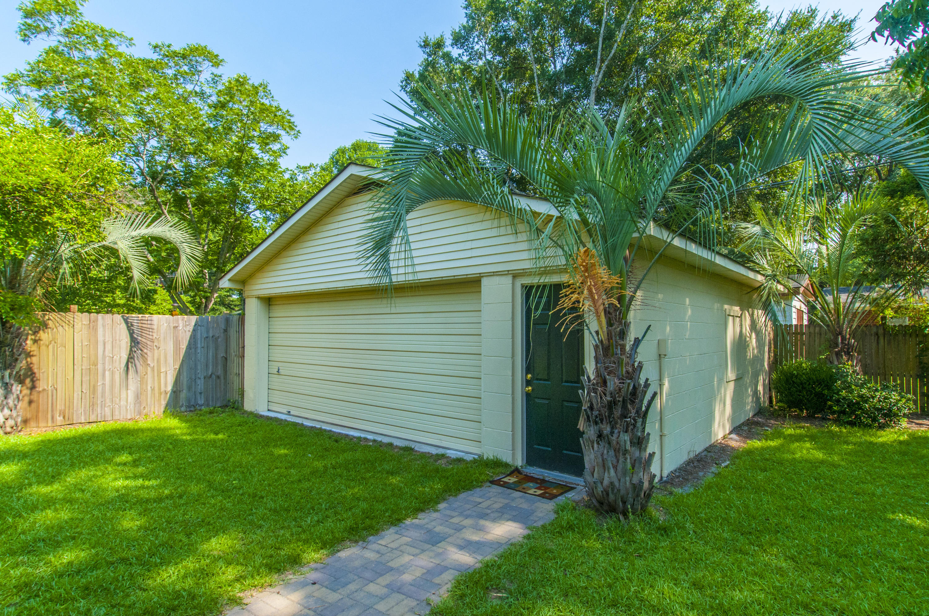 1350 Camp Road Charleston, SC 29412 - Photo 3 of 28 _DSC1701