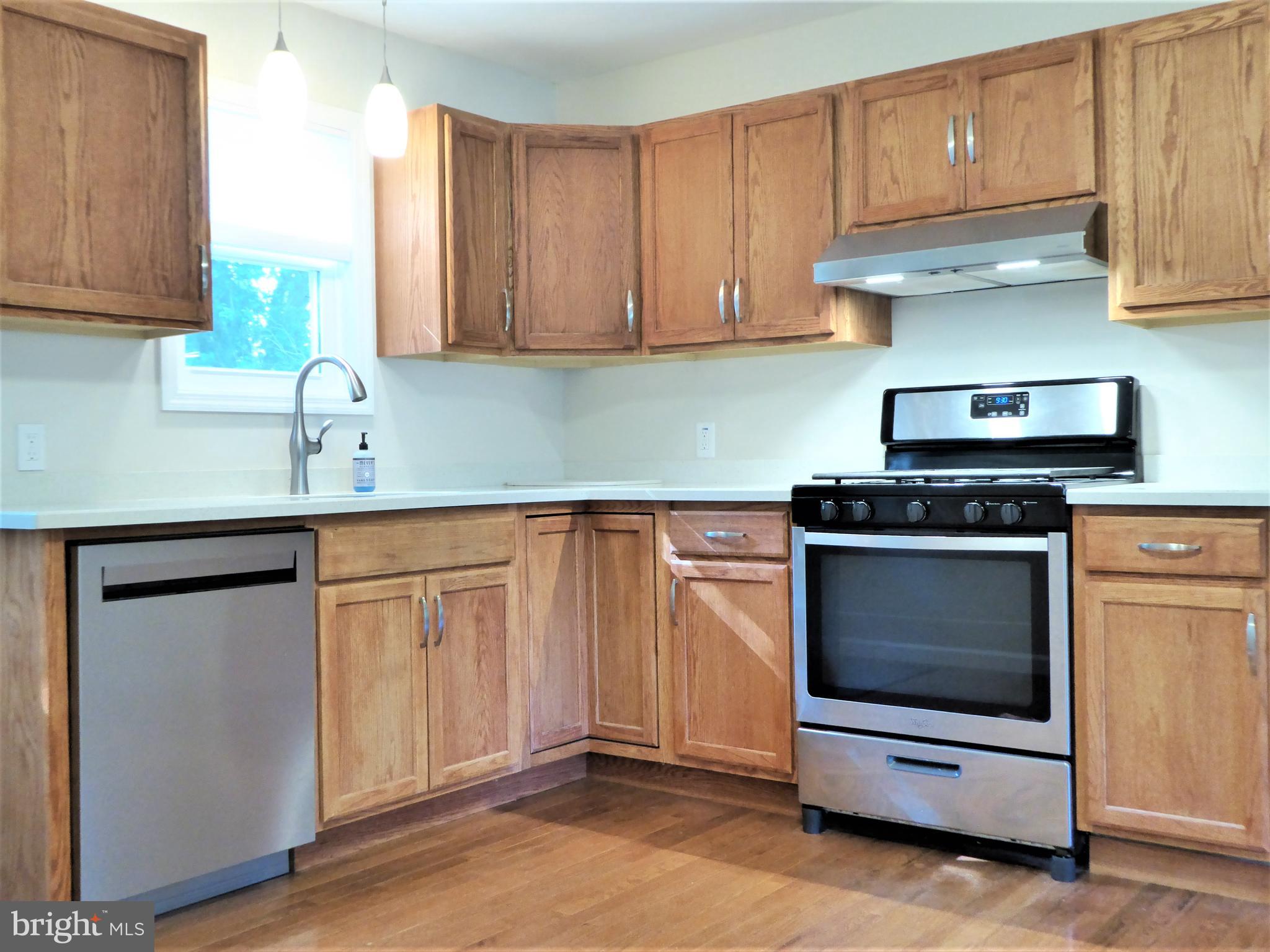 1 Petty Ridge Road Hamilton, NJ 08620 - Photo 7 of 32