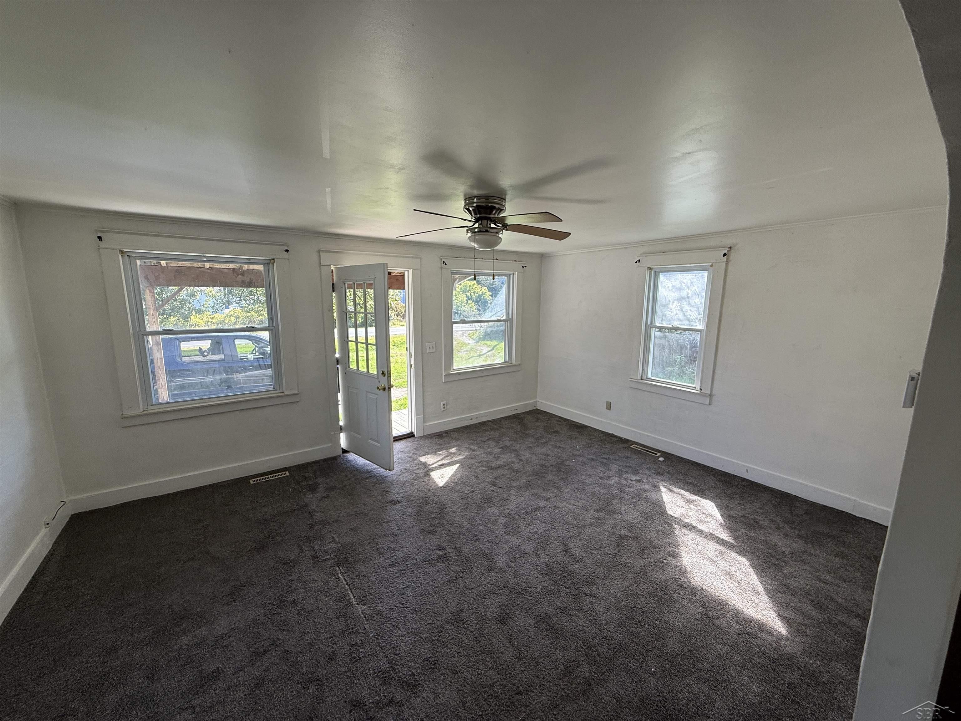 811 Melita Road Sterling, MI 48659 - Photo 10 of 16 50223720-88de9514-8098-4cfb-98ec-499ea0c01c75.JPG