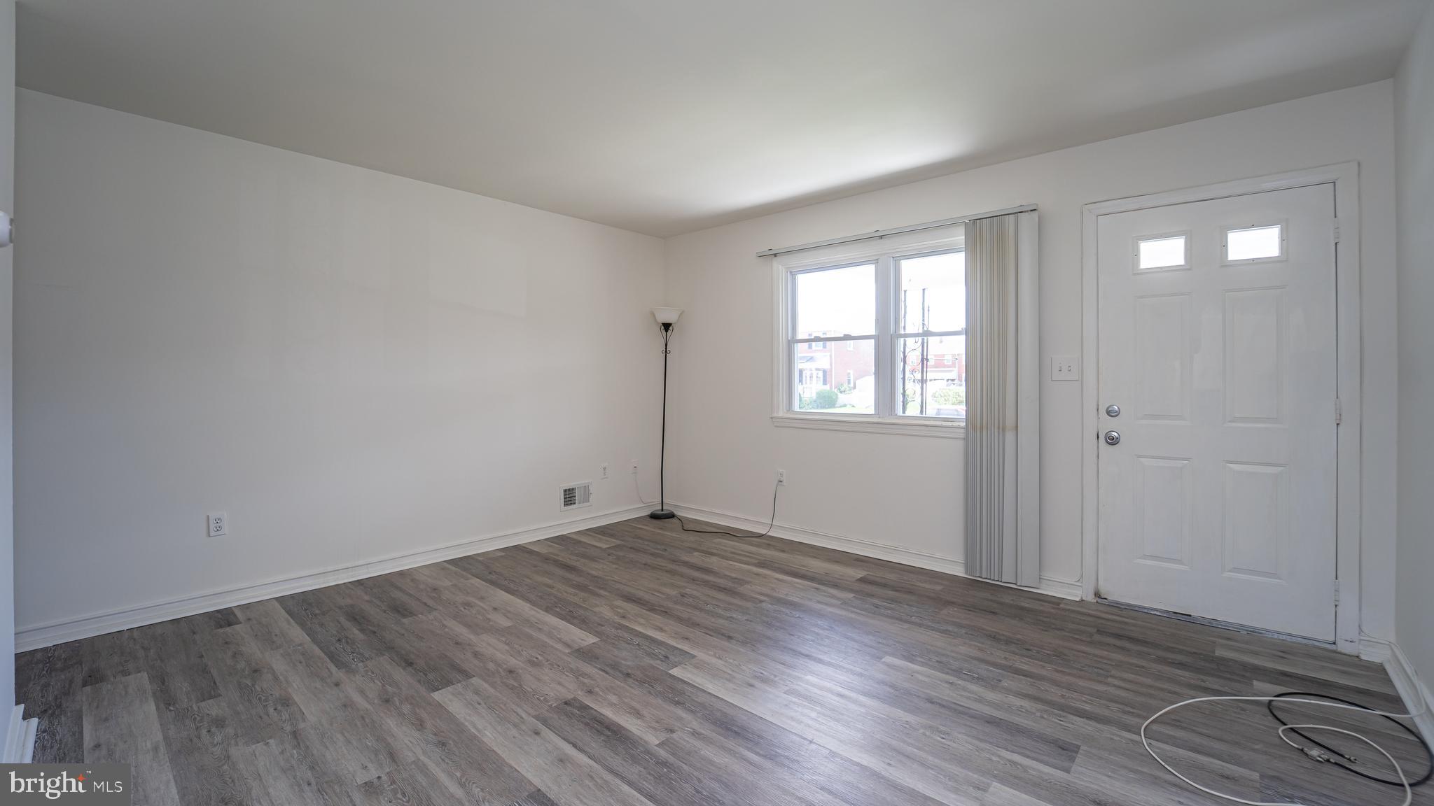 8152 Gray Haven Baltimore, MD 21222 - Photo 2 of 28