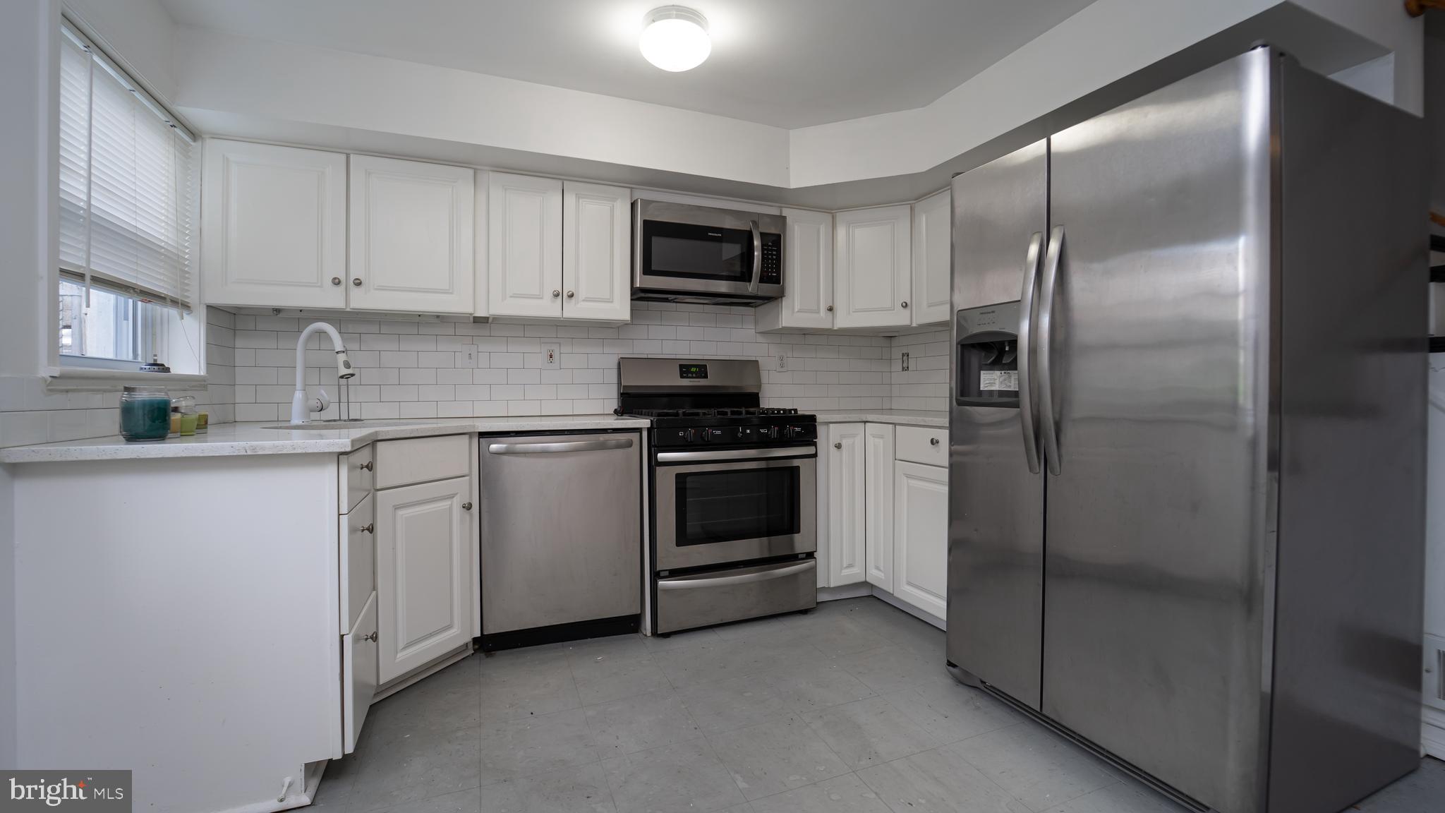 8152 Gray Haven Baltimore, MD 21222 - Photo 21 of 28