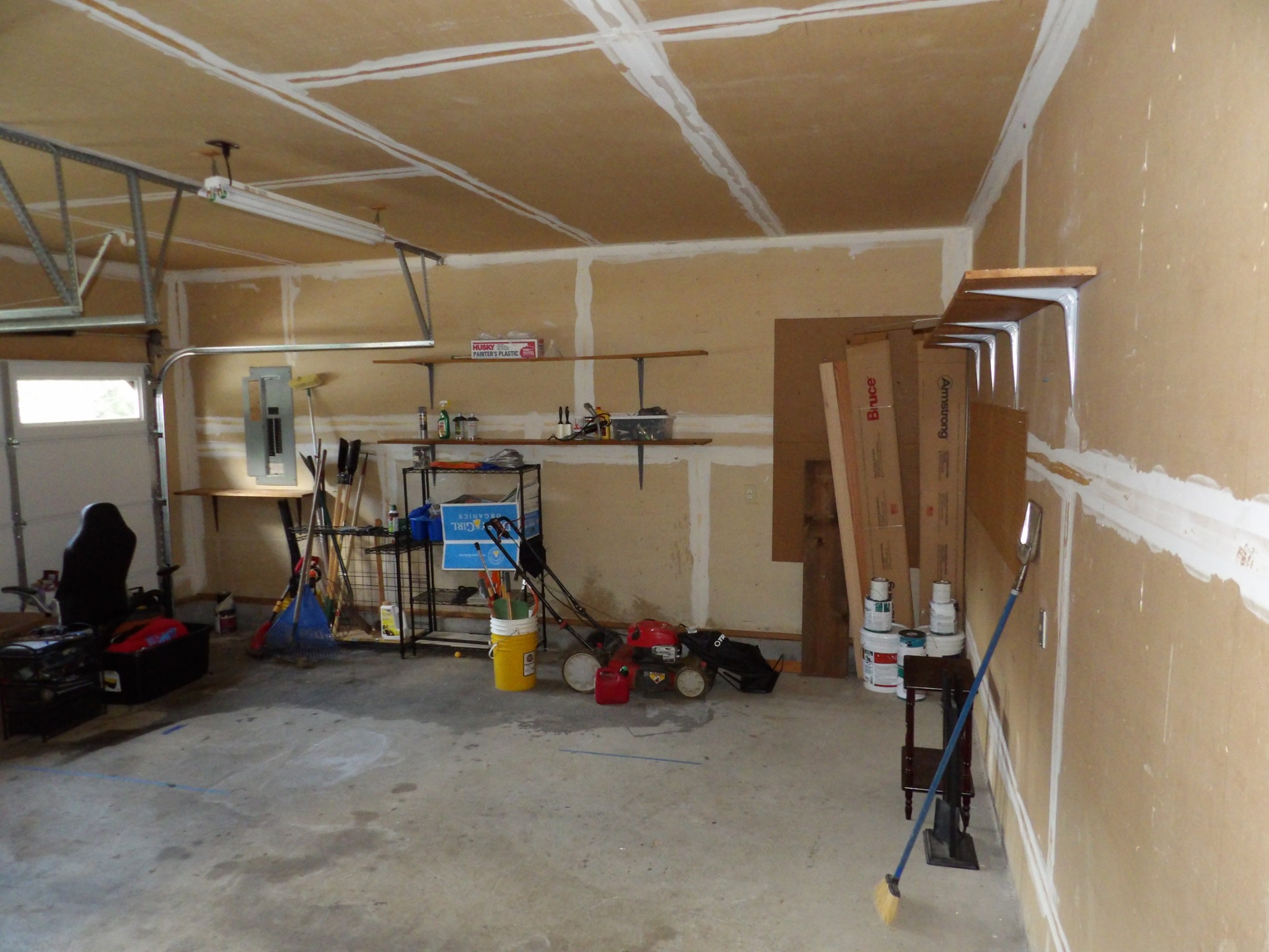 317 Cedarcliff Road Antioch, TN 37013 - Photo 31 of 31 a view of a room with gym equipment