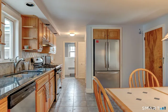 $438,500 | 455 Brimfield Road, Wethersfield, CT 06109