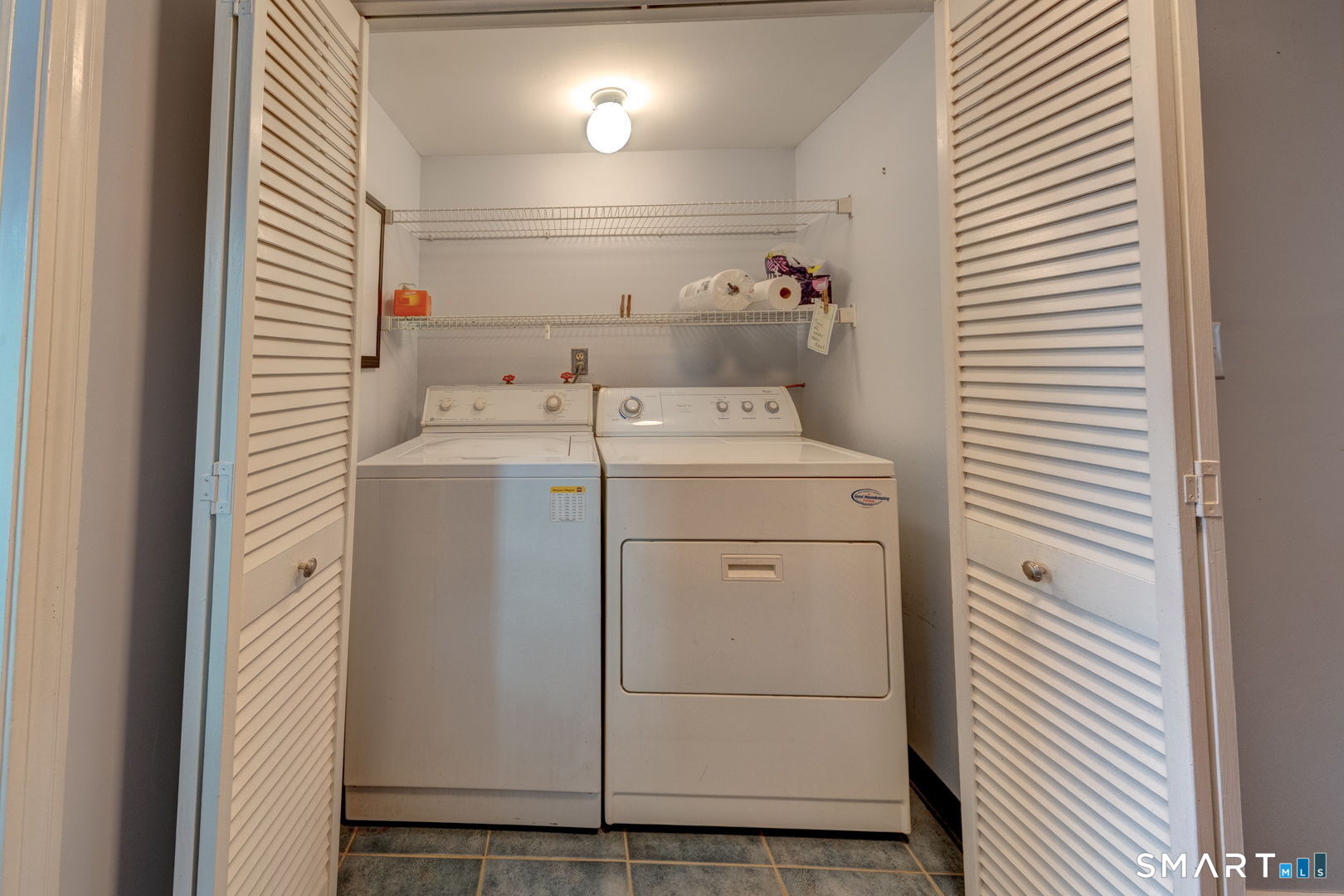 455 Brimfield Road Wethersfield, CT 06109 - Photo 21 of 39