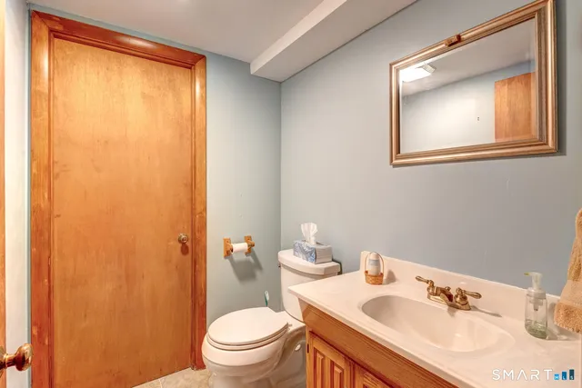 $438,500 | 455 Brimfield Road, Wethersfield, CT 06109