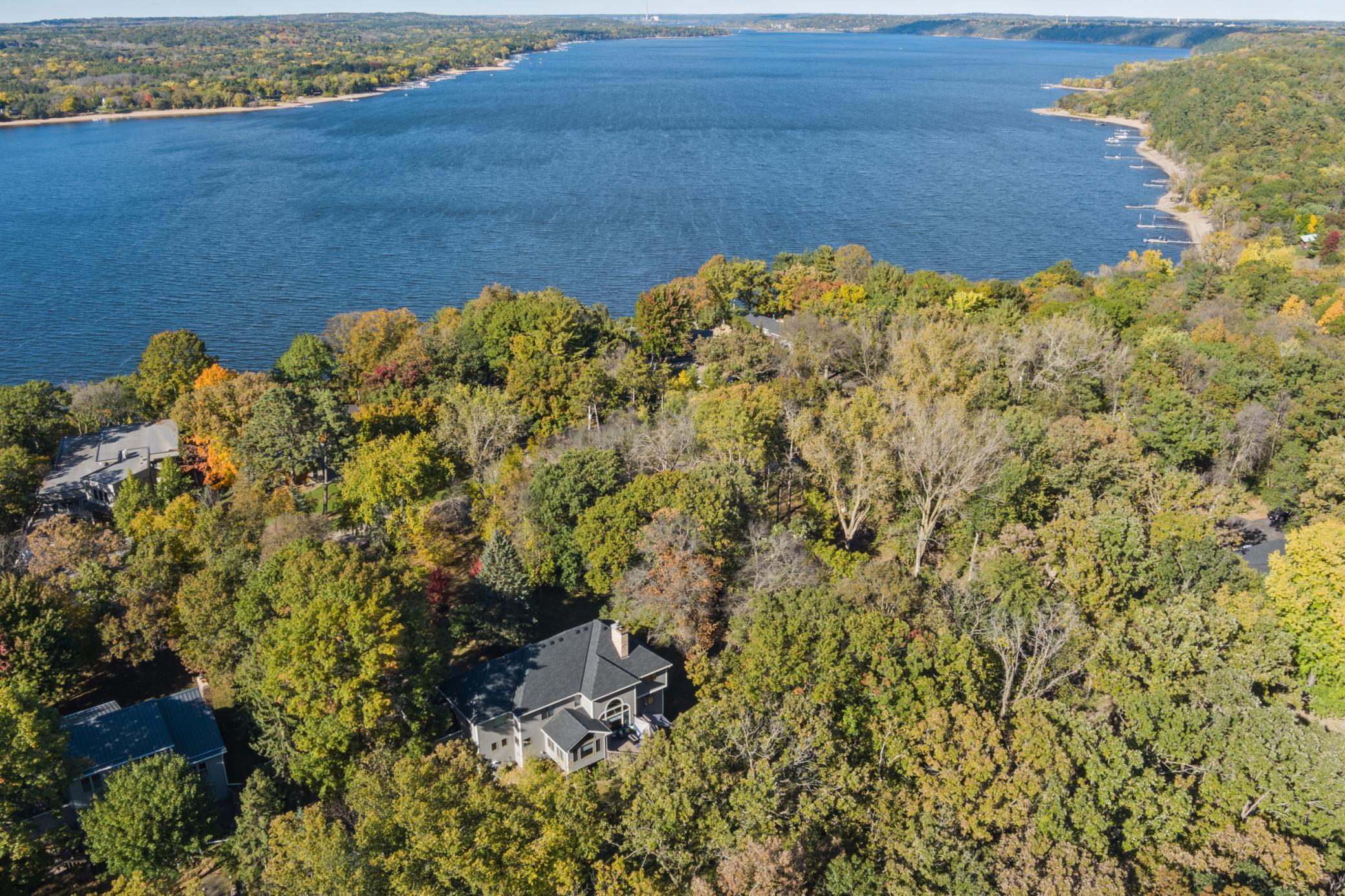 263 Cove Road Hudson, WI 54016 - Photo 6 of 33 Gallery Image 6