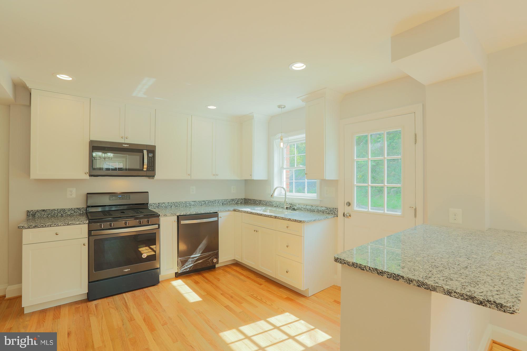 1866 Edgewood Road Towson, MD 21286 - Photo 8 of 30 Kitchen