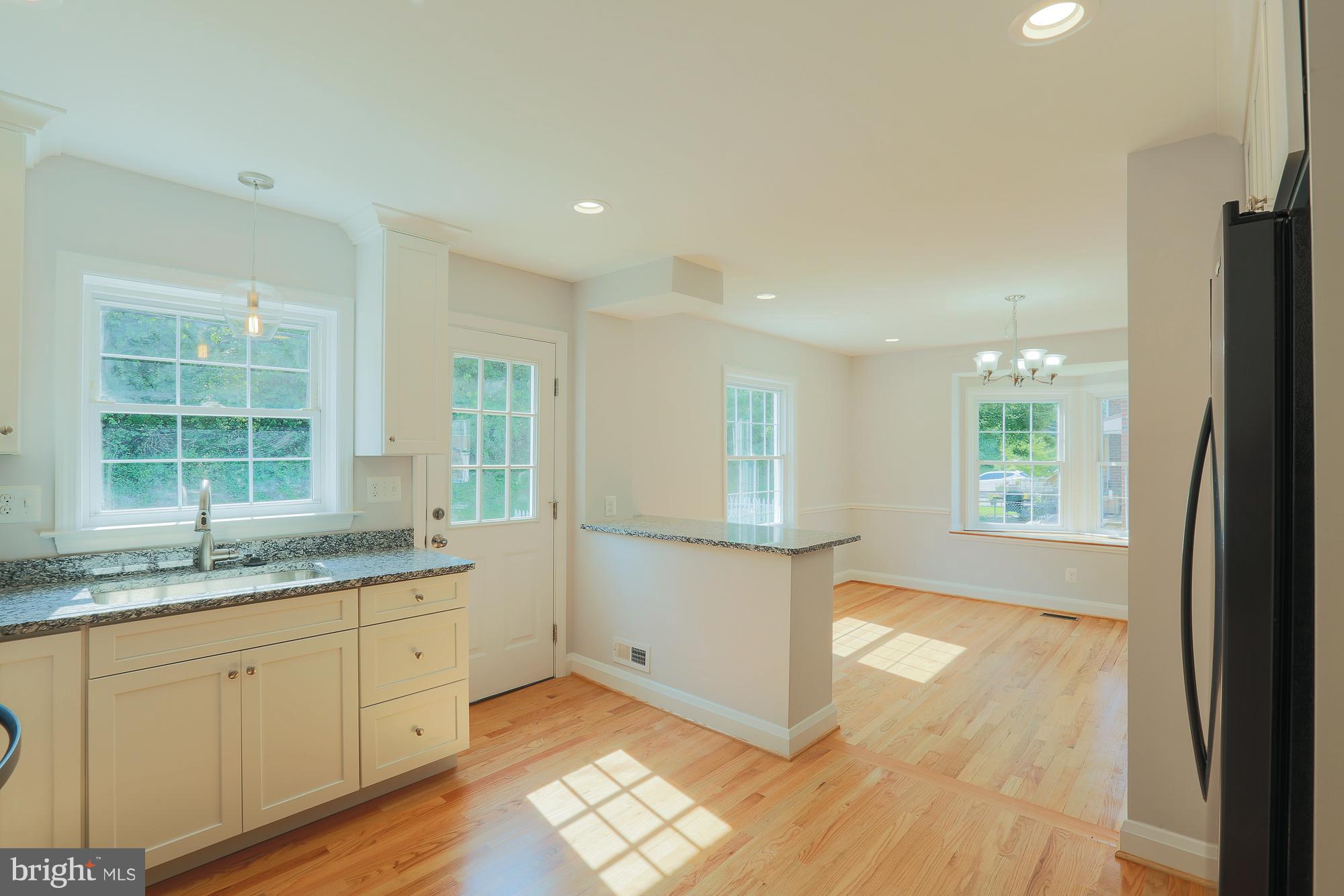 1866 Edgewood Road Towson, MD 21286 - Photo 10 of 30 Kitchen