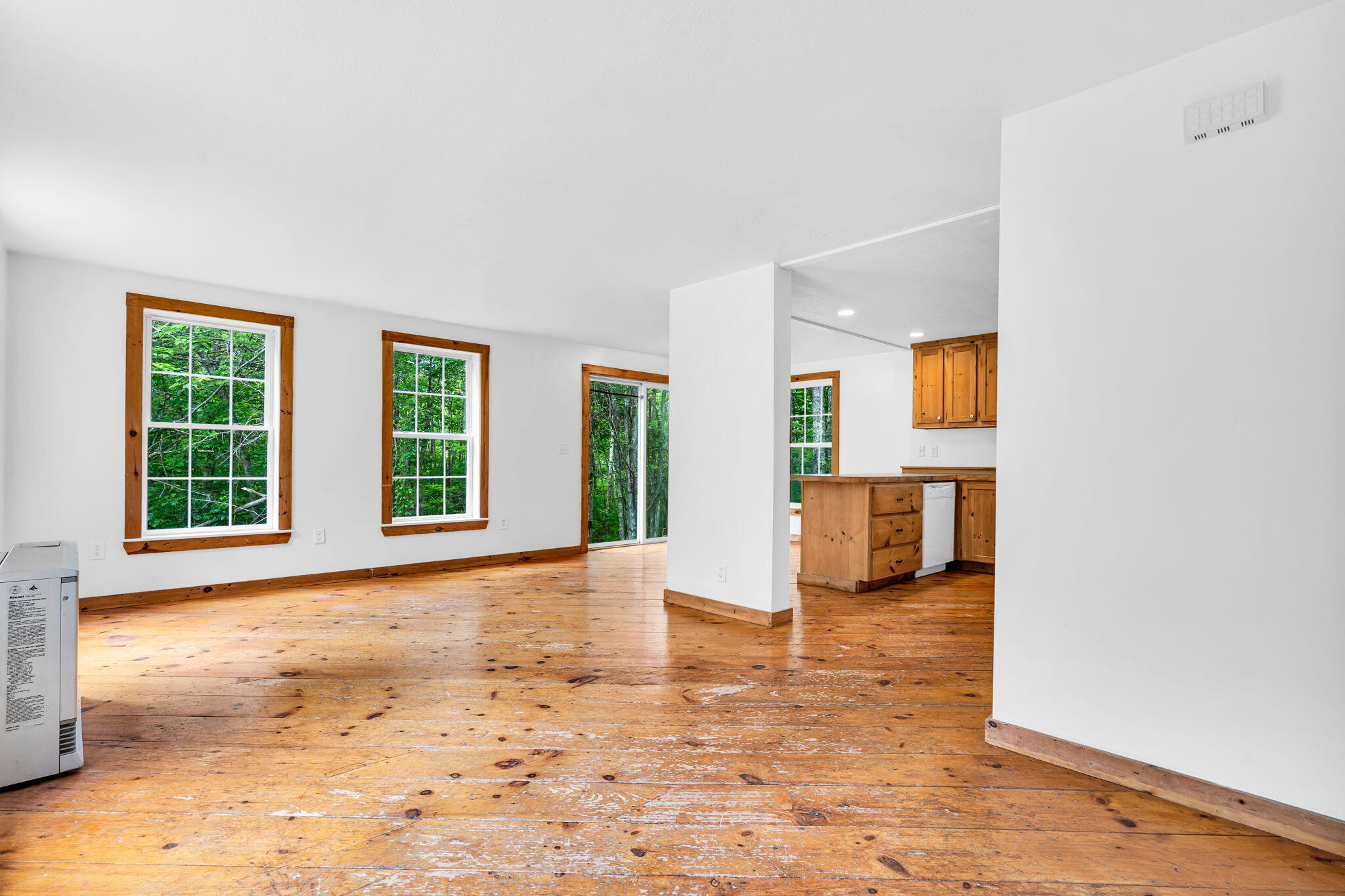 40 North Village Road Cape Neddick, ME 03902 - Photo 4 of 34 4-web-or-mls-DSC00546