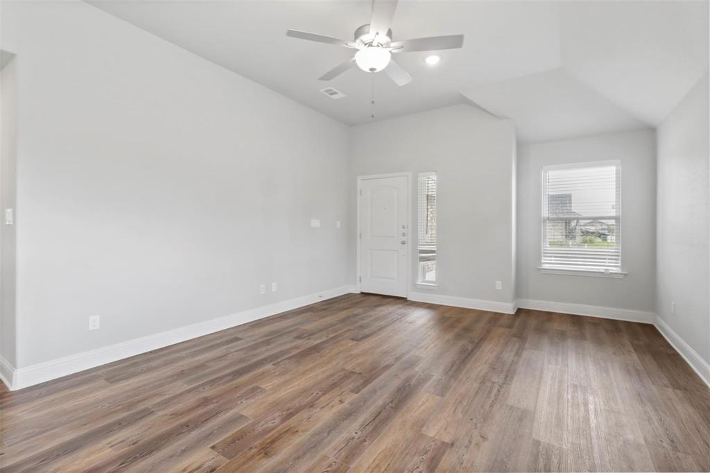 1601 Aleia Cove Sherman, TX 75092 - Photo 3 of 16