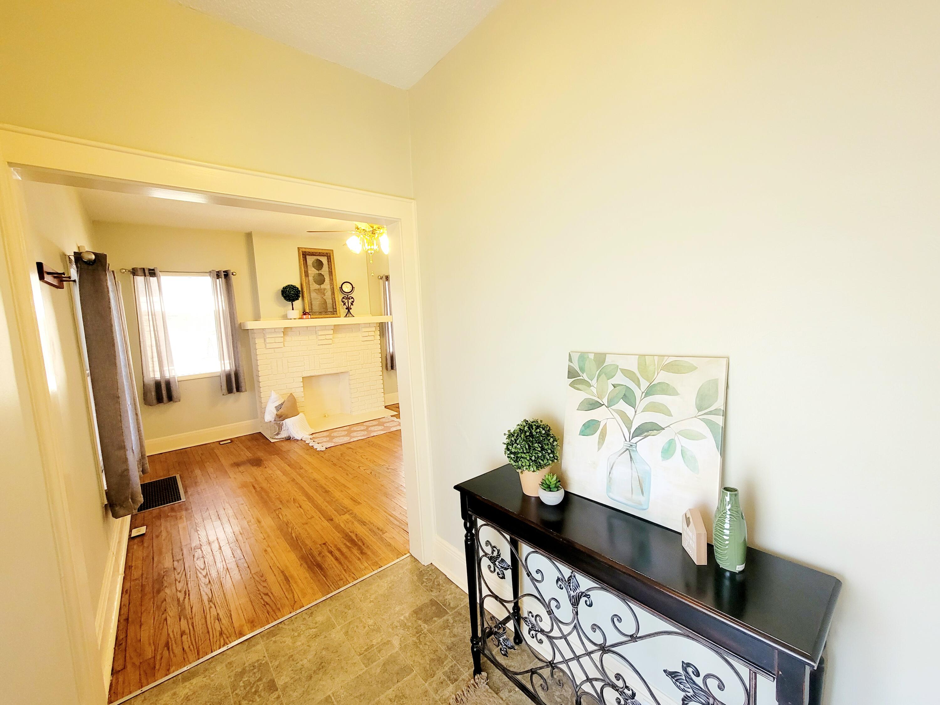 360 South Douglas Avenue Springfield, OH 45505 - Photo 5 of 39 20240329_125153