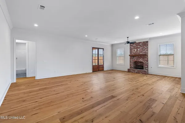 $392,000 | 340 Freedom Ring Drive, Brandon, MS 39047