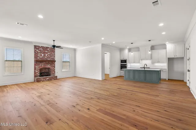 $392,000 | 340 Freedom Ring Drive, Brandon, MS 39047