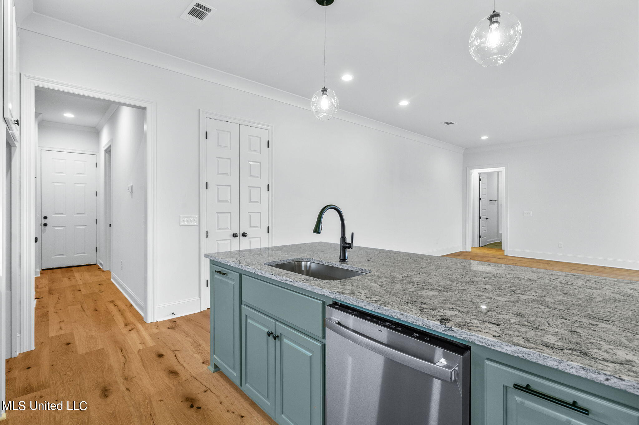 340 Freedom Ring Drive Brandon, MS 39047 - Photo 25 of 51 25-web-or-mls-340 Freedom Ring-25