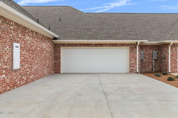 $392,000 | 340 Freedom Ring Drive, Brandon, MS 39047