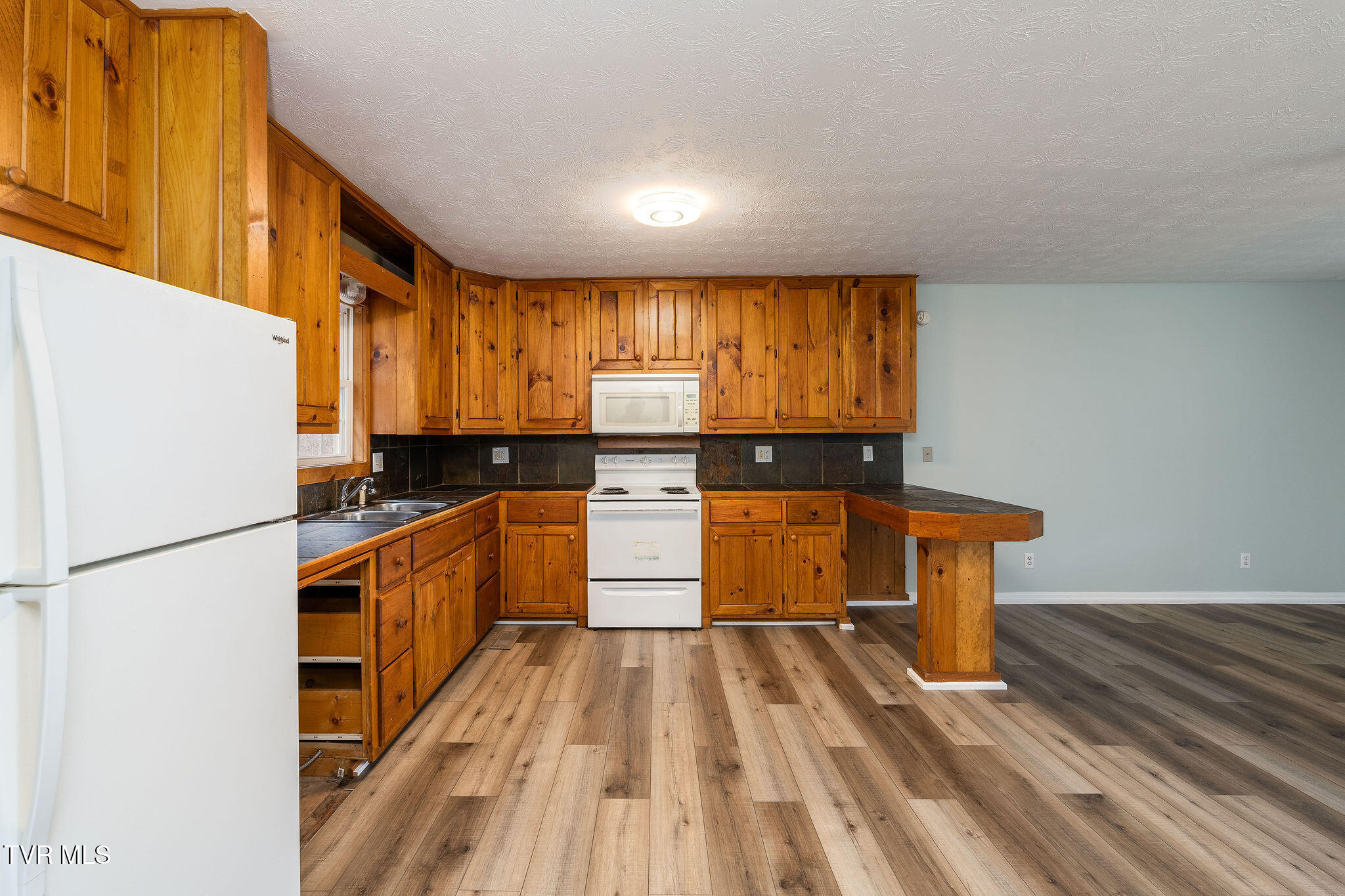 6672 Roan Creek Road Butler, TN 37640 - Photo 155 of 163 DSC01079-Edit