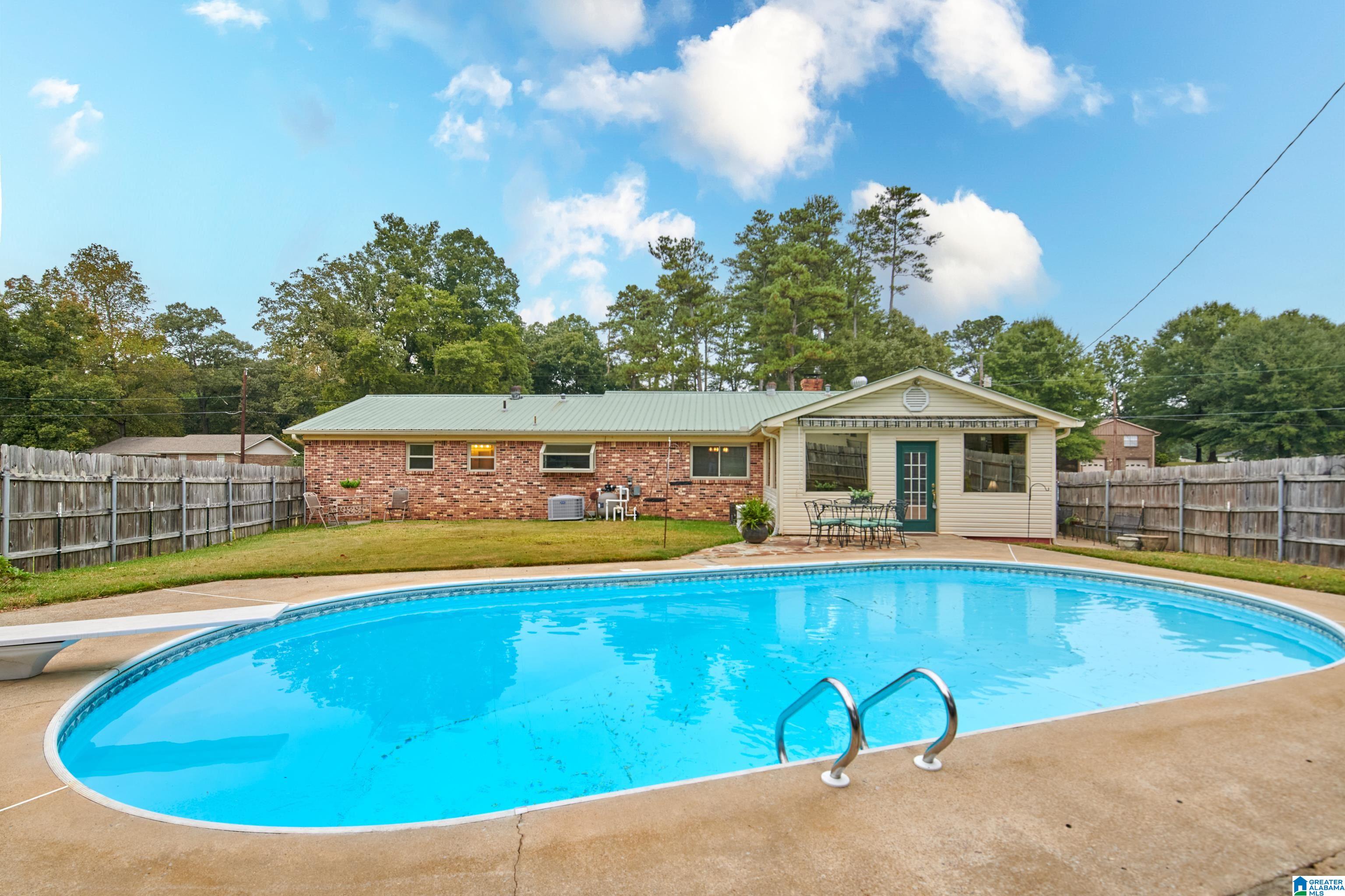 825 12th Street Pleasant Grove, AL 35127 - Photo 1 of 56