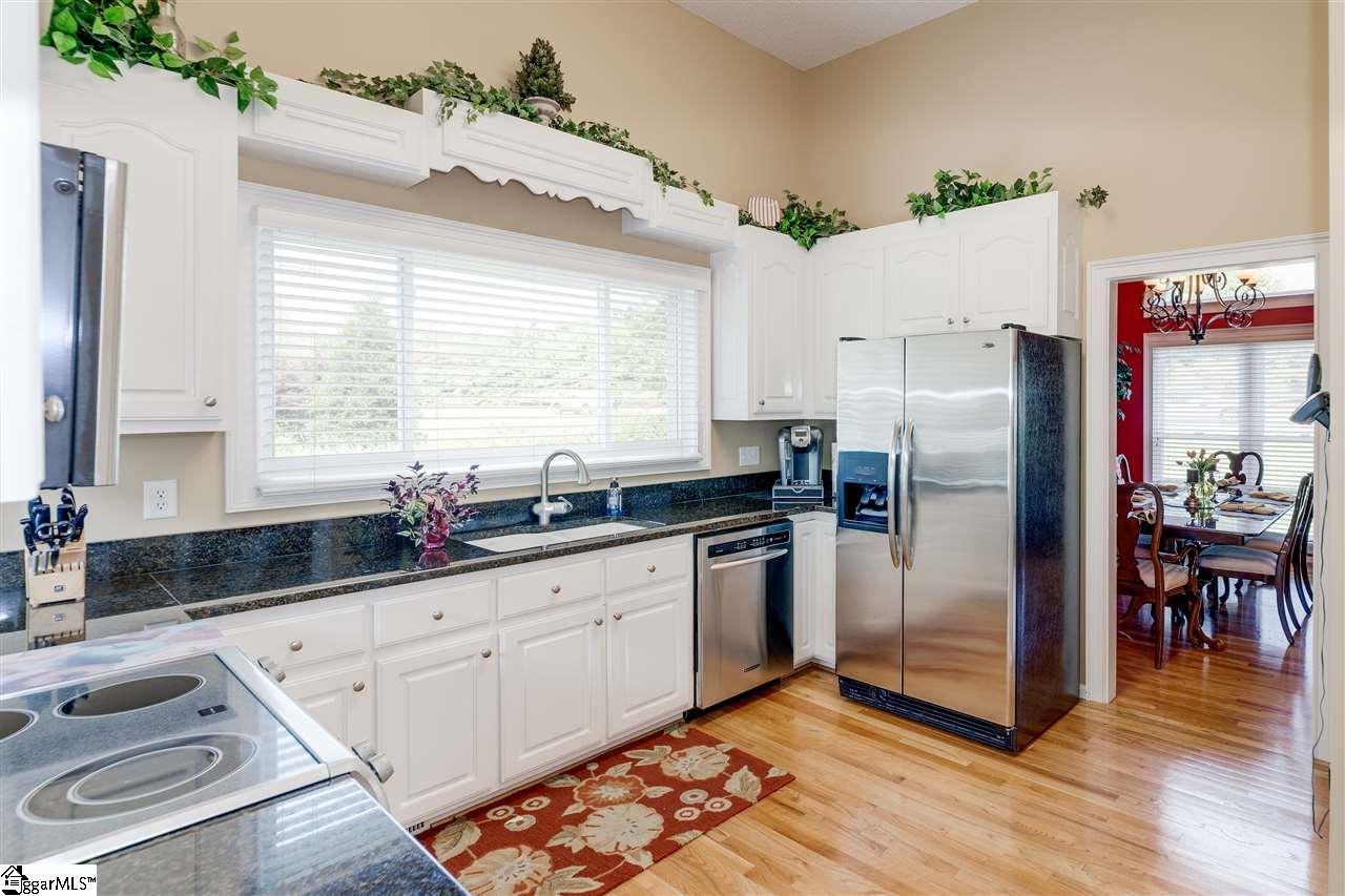 910 McAlister Road Easley, SC 29642 - Photo 6 of 35 Gallery Image 6