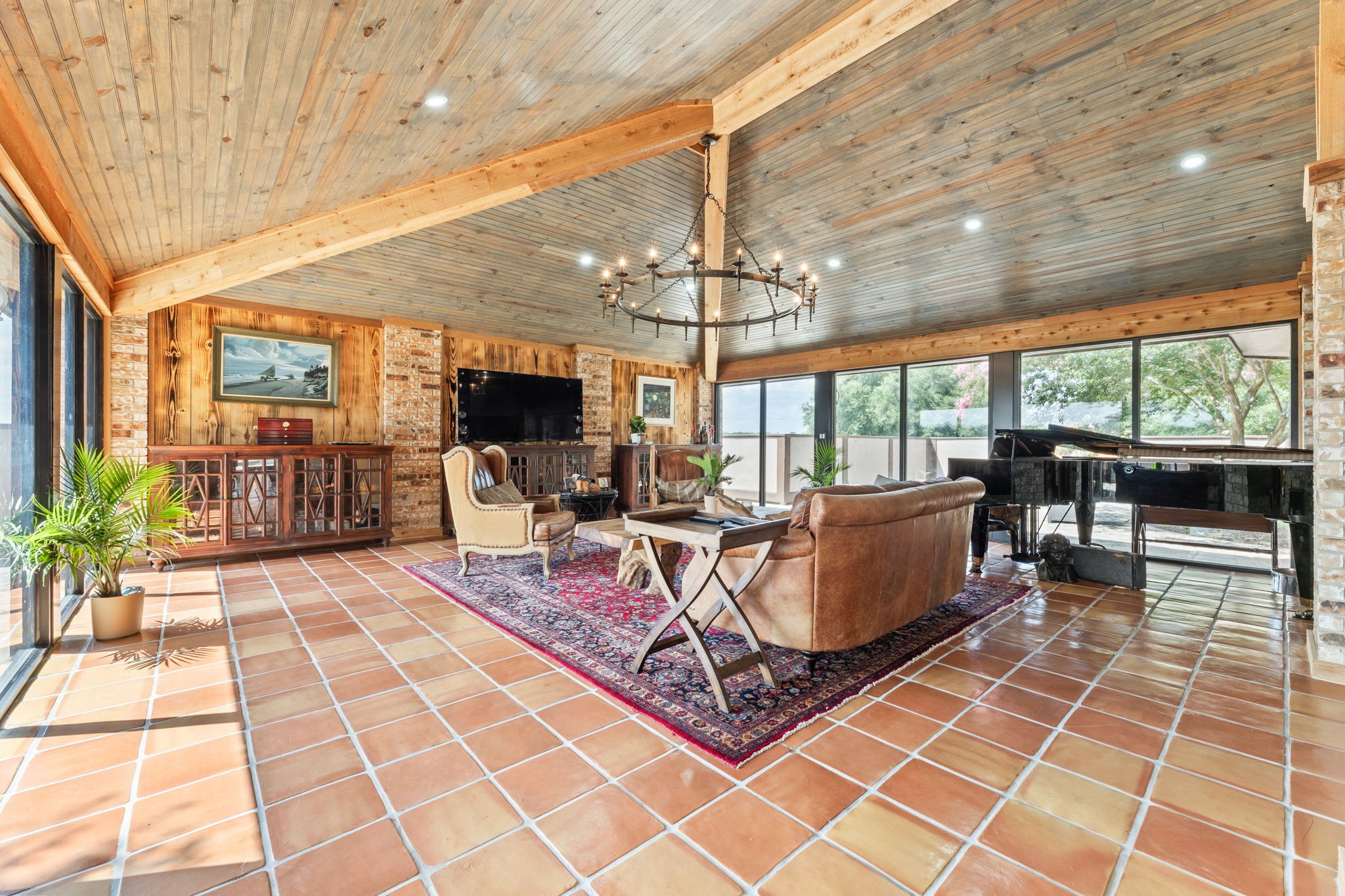 1226 County Road 45 Angleton, TX 77515 - Photo 18 of 30 a building outdoor space with patio furniture and potted plants