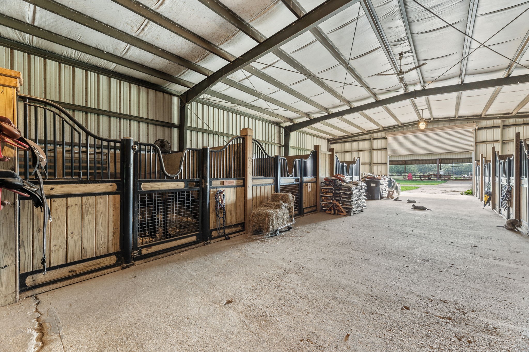 1226 County Road 45 Angleton, TX 77515 - Photo 29 of 30 a view of parking