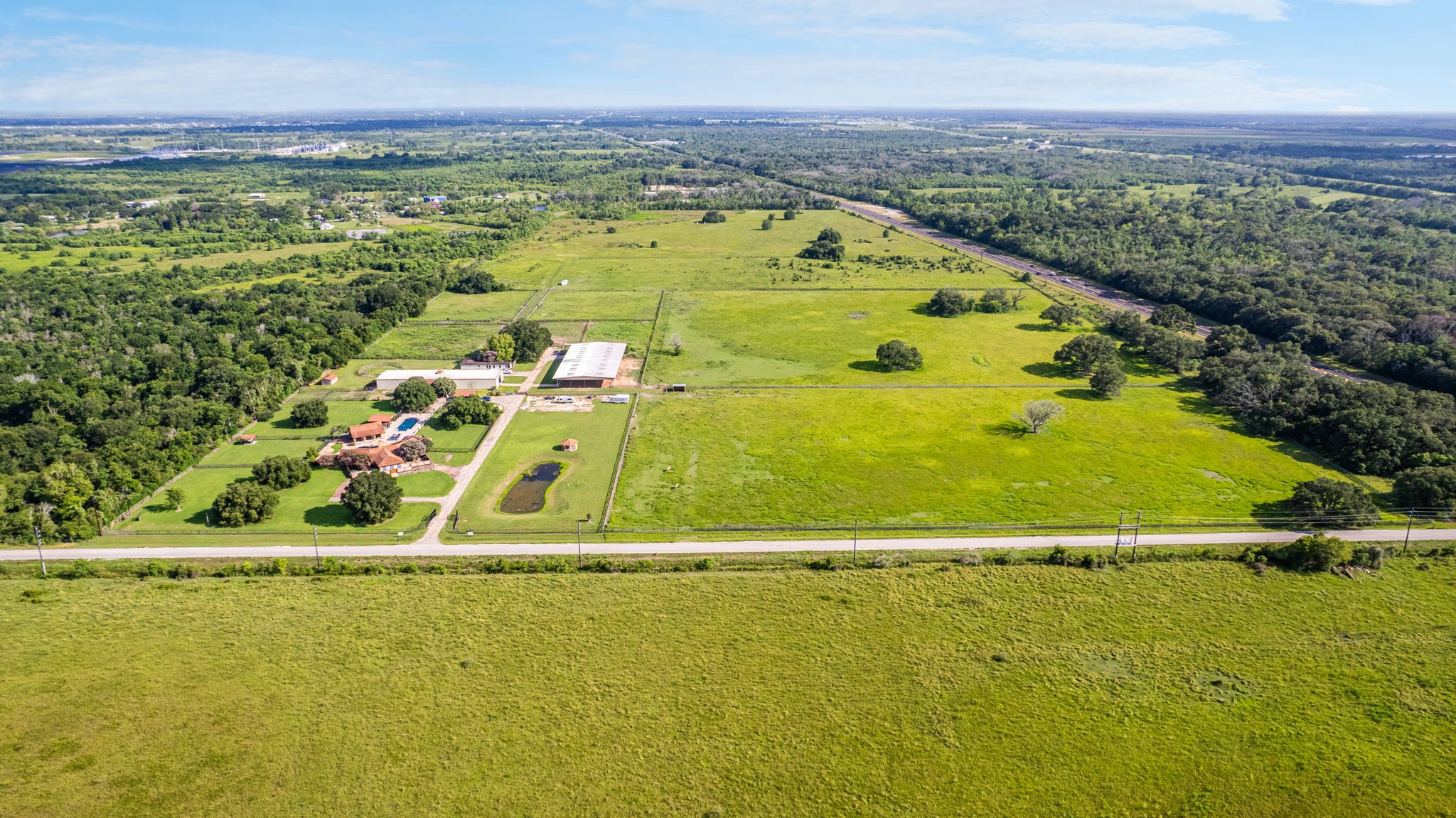 1226 County Road 45 Angleton, TX 77515 - Photo 3 of 30 a view of an ocean view