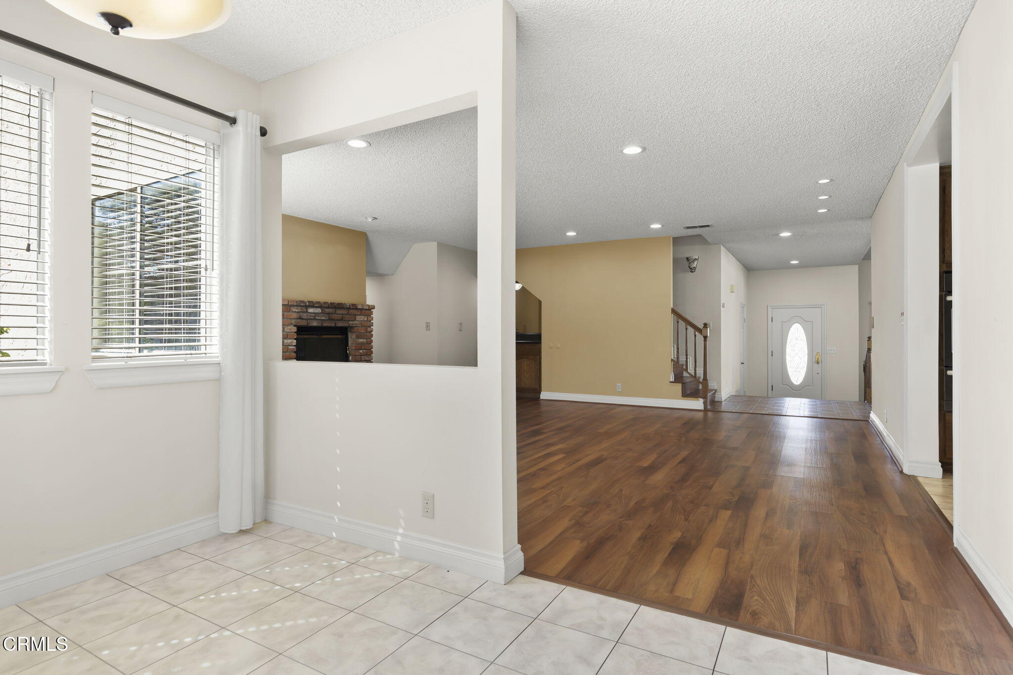 2220 Devonshire Drive Oxnard, CA 93030 - Photo 17 of 35 2nd dining area
