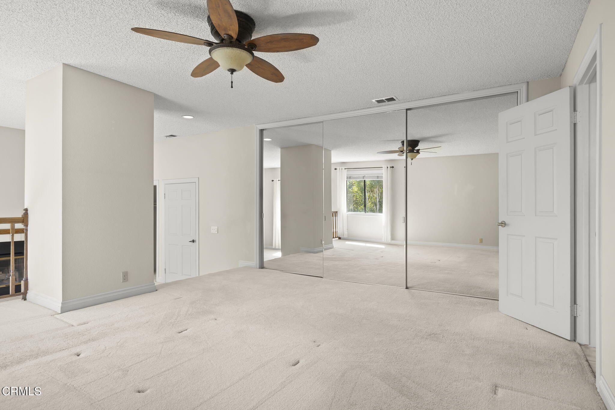 2220 Devonshire Drive Oxnard, CA 93030 - Photo 20 of 35 Master bedroom