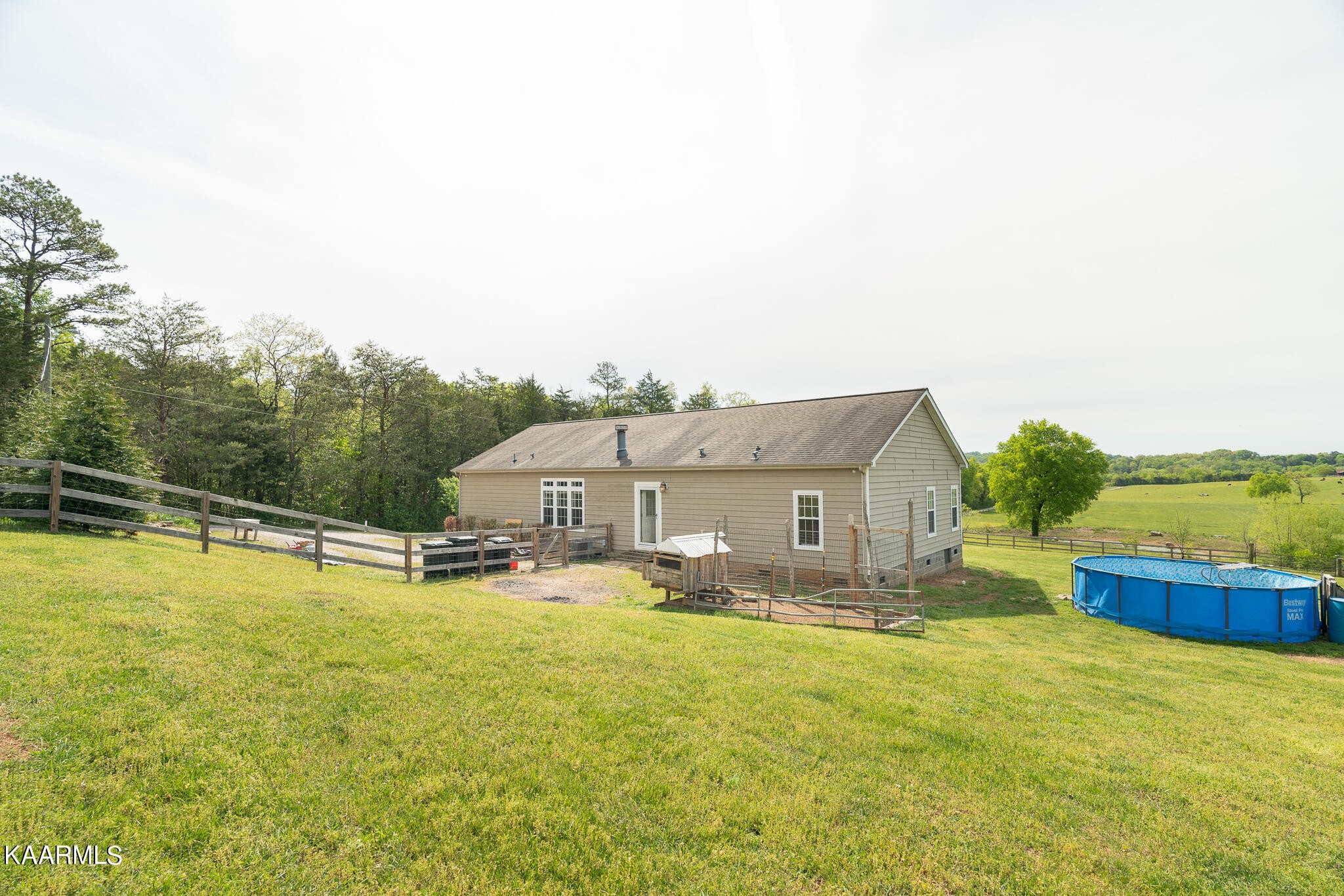 3115 Howell Road Mascot, TN 37806 - Photo 23 of 31 Gallery Image 23