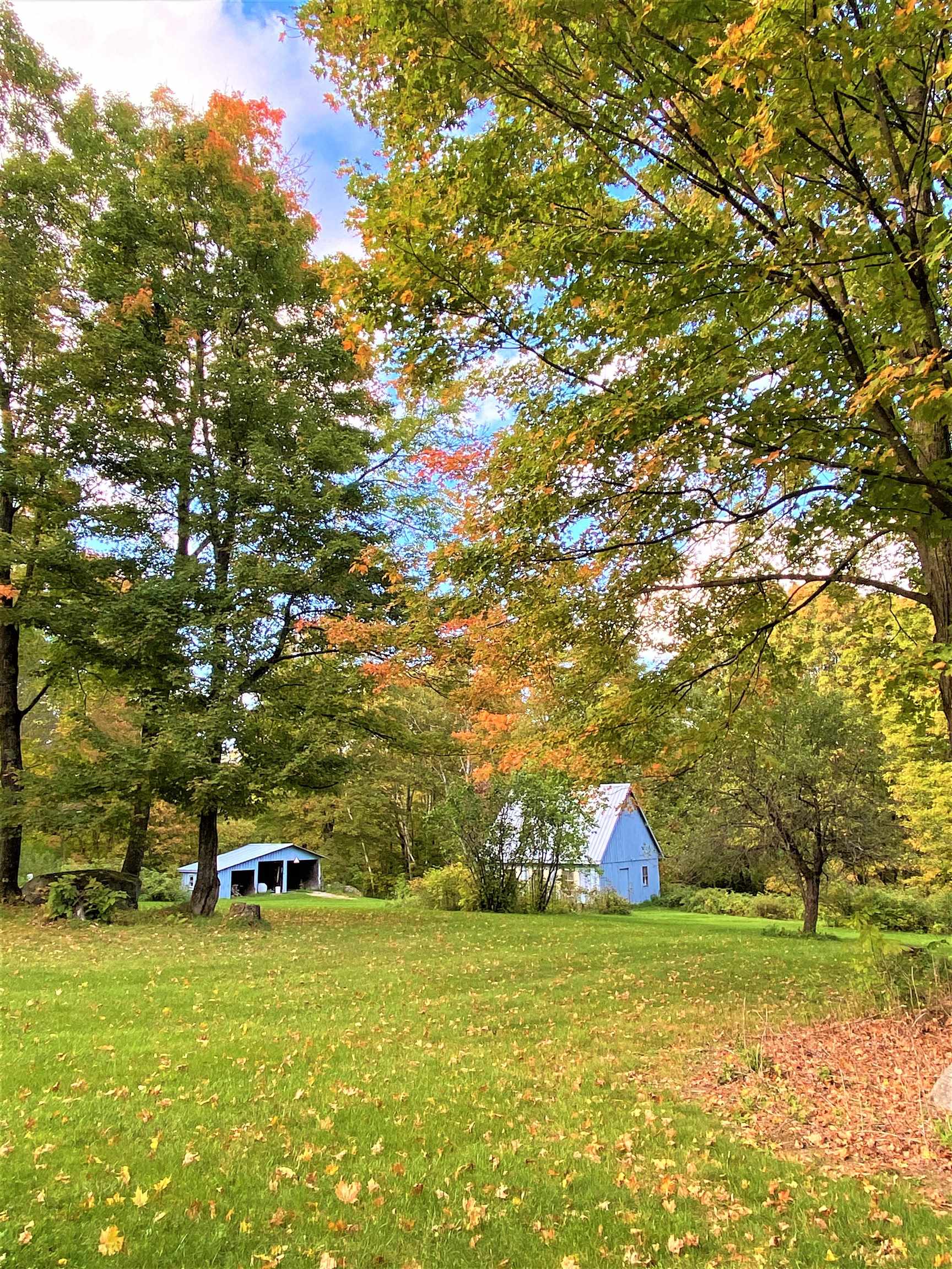 243 Hinman Road Glover, VT 05839 - Photo 12 of 40
