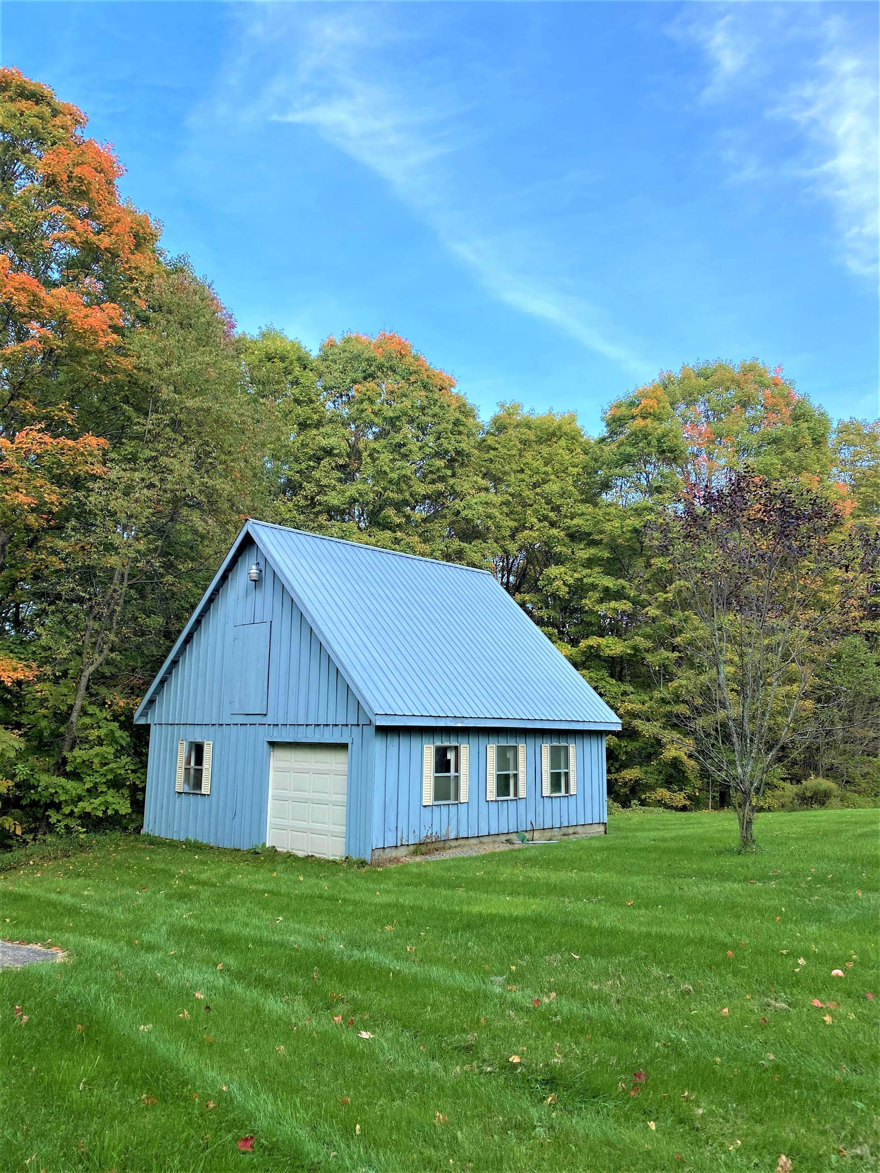 243 Hinman Road Glover, VT 05839 - Photo 13 of 40