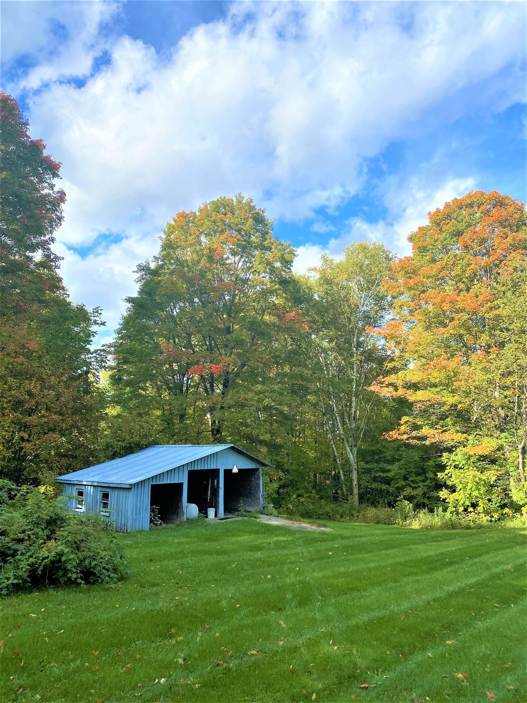 243 Hinman Road Glover, VT 05839 - Photo 14 of 40