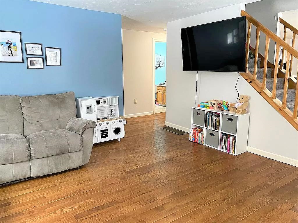 243 Hinman Road Glover, VT 05839 - Photo 21 of 40