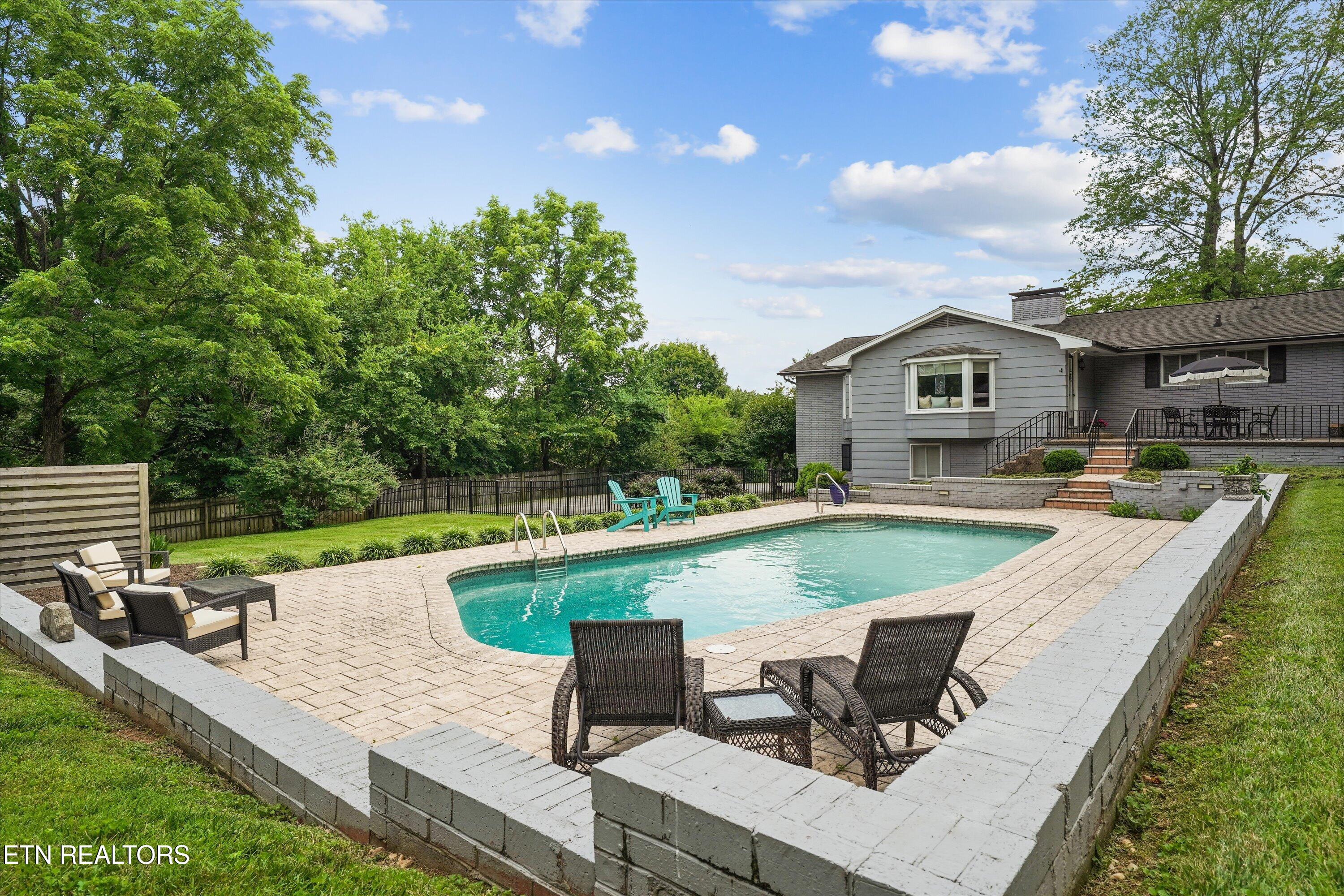 608 Churchill Road Knoxville, TN 37909 - Photo 45 of 60 45-608 Churchill Rd 43