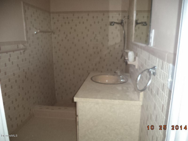 841 Egret Road Cocoa, FL 32926 - Photo 23 of 31 841 Master bath v3