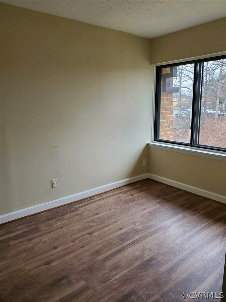 1502 Largo Road, Unit 303 Henrico, VA 23238 - Photo 11 of 17 Gallery Image 11
