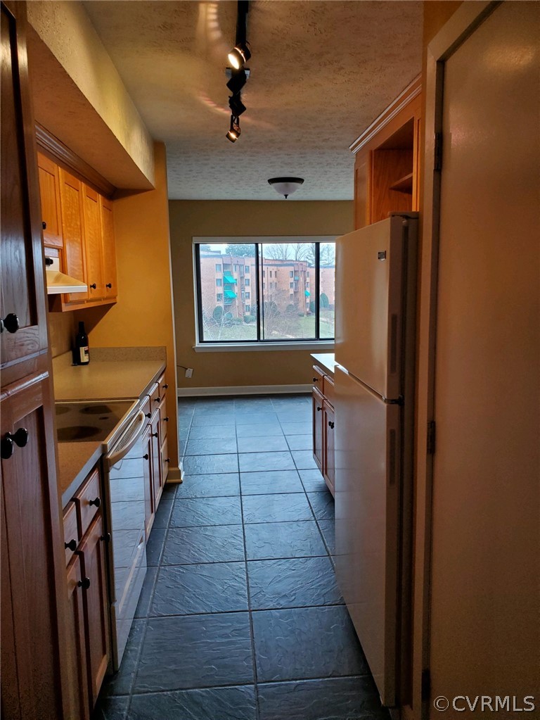 1502 Largo Road, Unit 303 Henrico, VA 23238 - Photo 5 of 17 Gallery Image 5