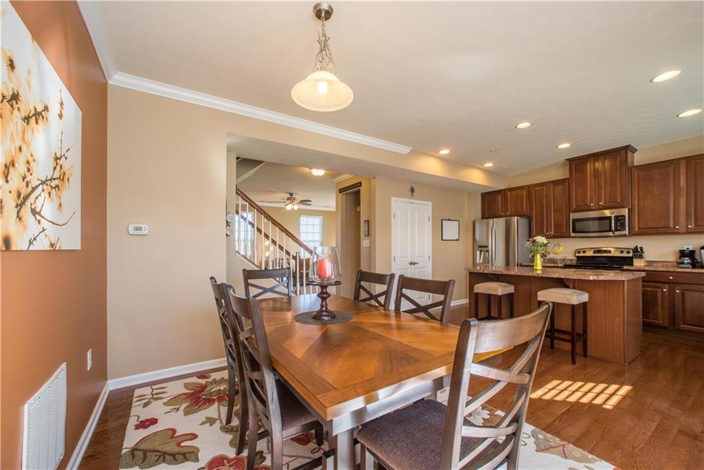 344 Maple Ridge Drive Canonsburg, PA 15317 - Photo 12 of 25 Entertain with ease!