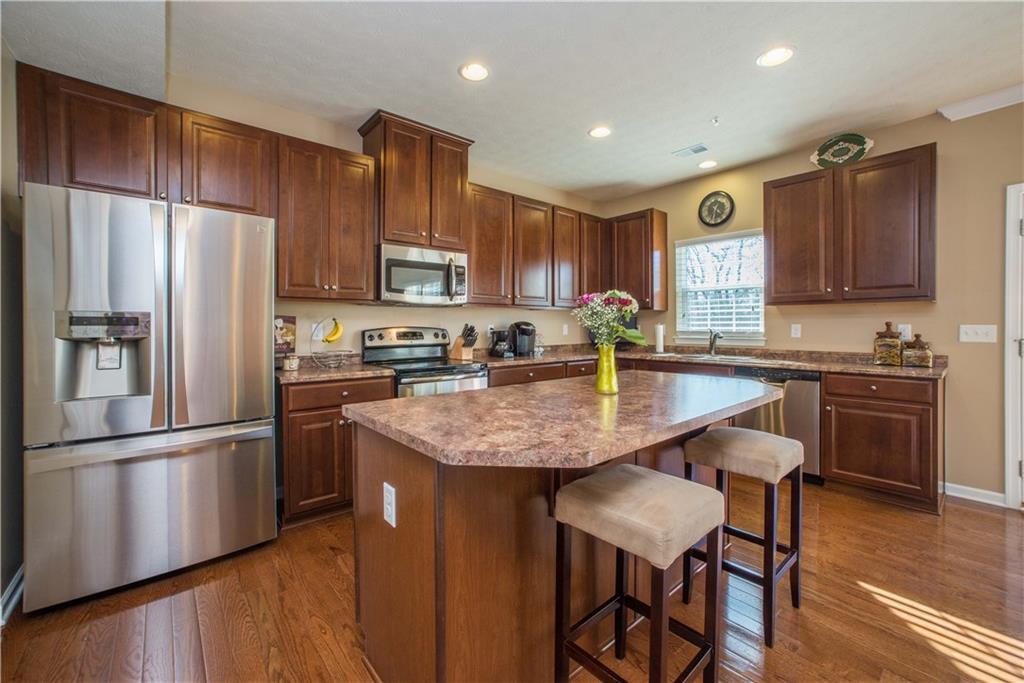 344 Maple Ridge Drive Canonsburg, PA 15317 - Photo 6 of 25 HUGE kitchen w/ HW floors