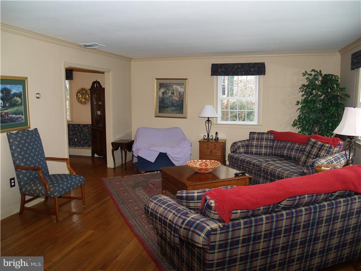 3058 Barnsdale Road Bethlehem, PA 18017 - Photo 9 of 16 Gallery Image 9